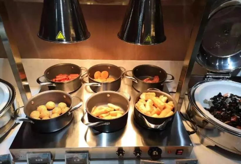 Echarm Hotel Mengzhou Yellow River Avenue