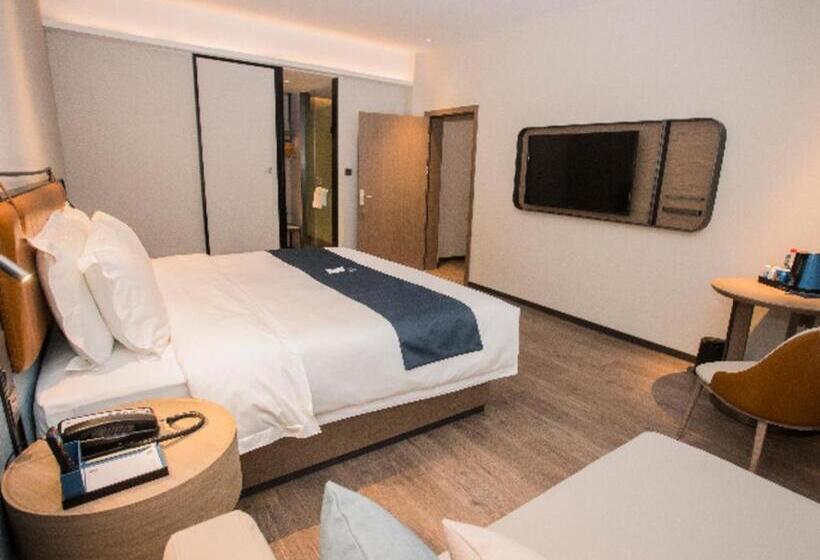 Echarm Hotel Mengzhou Yellow River Avenue