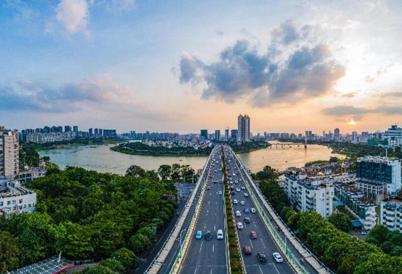 Echarm Plus Hotel Nanning Convention And Exhibition Center Medical University