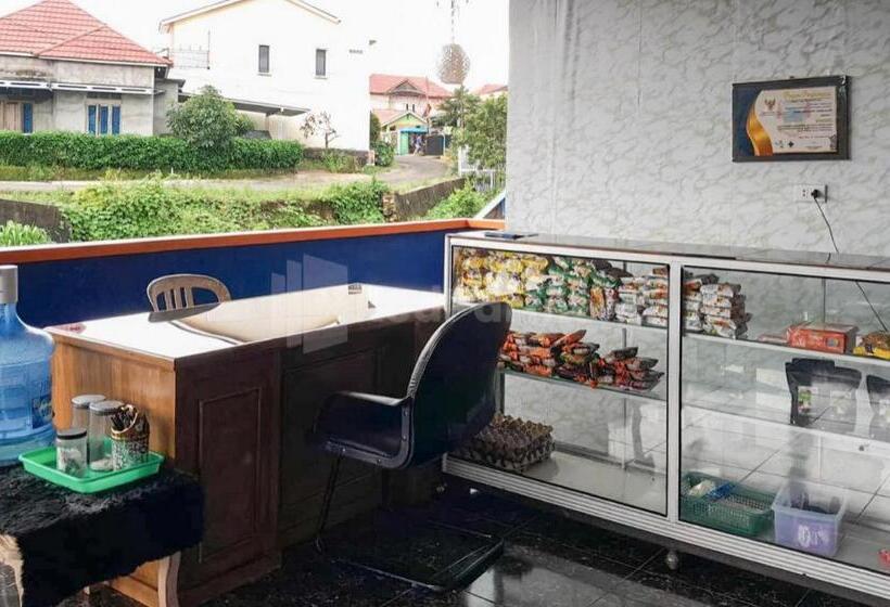 酒店 Anaqi Homestay Mitra Reddoorz