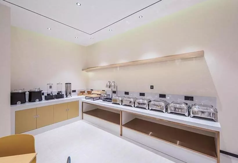 Hotelli City Comfort Inn Liuzhou Liudong New District Hualing Youlinghui