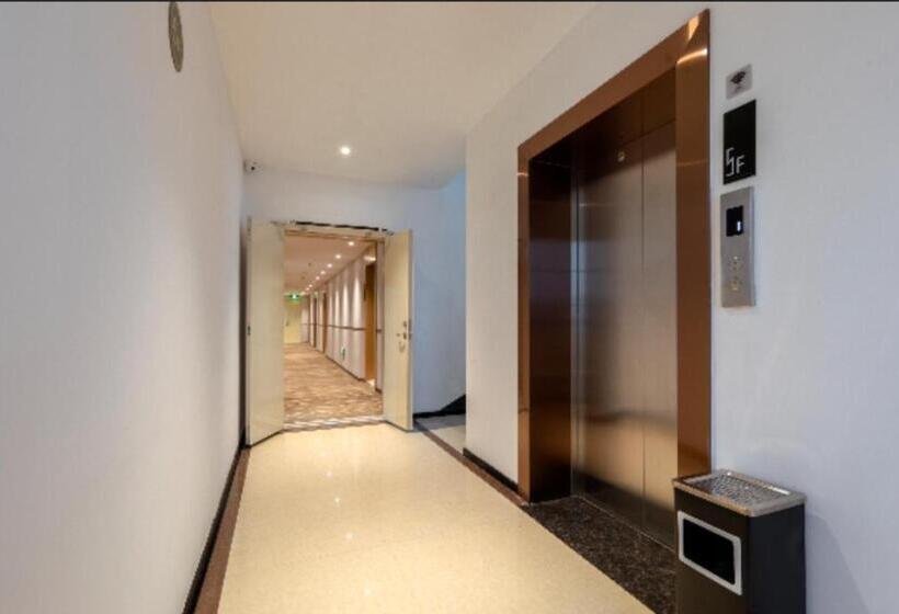 Отель City Comfort Inn Qianjiang Guanghua Oil Field