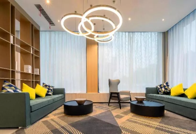 Hotelli City Comfort Inn Qianjiang Guanghua Oil Field