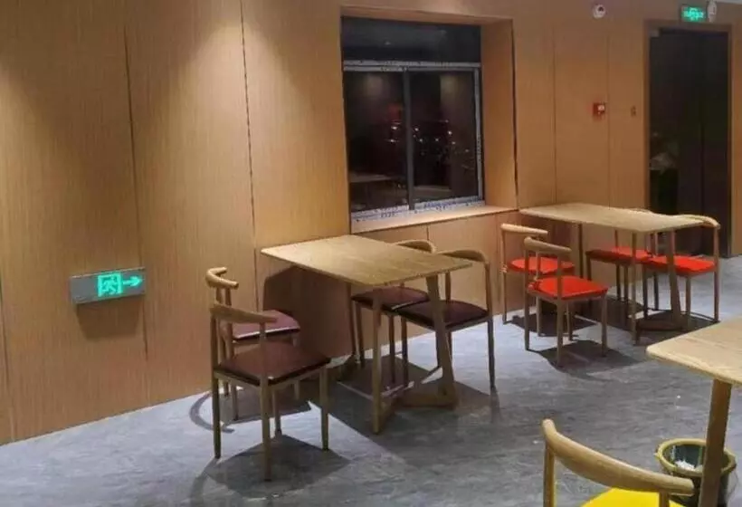 Hotelli Green Tree Inn Express Huainan Xiejiaji District Orient Guangji Hospital