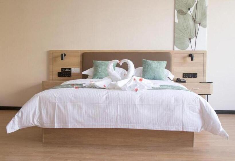 Hotell Green Tree Inn Express Inner Mongolia Tongliao Zalute Qi Lubei Town People S Hospital