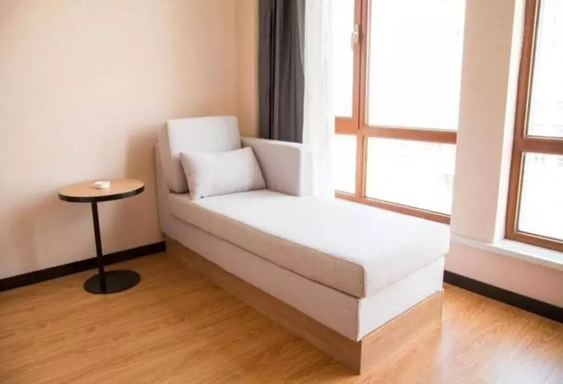 ホテル Green Tree Inn Express Inner Mongolia Tongliao Zalute Qi Lubei Town People S Hospital