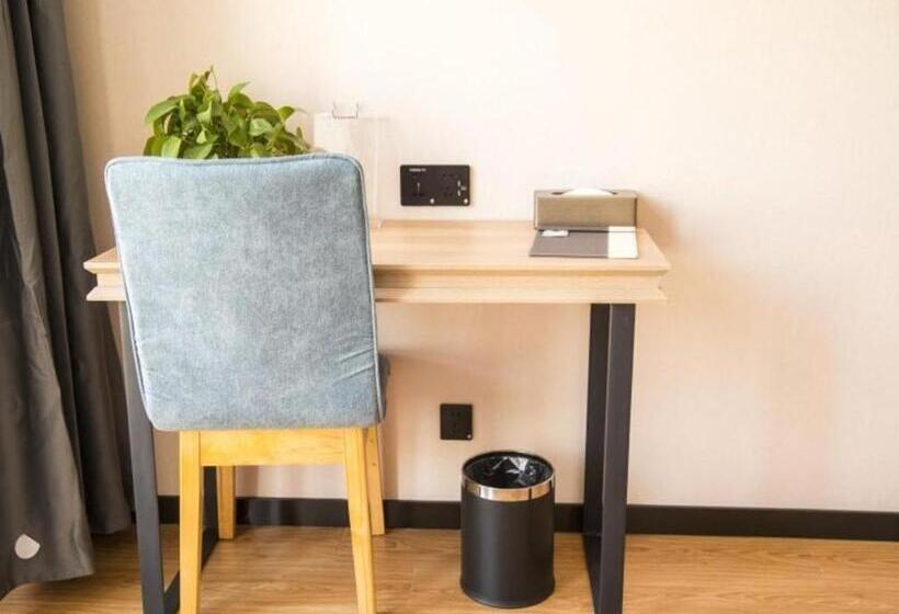 Hotell Green Tree Inn Express Inner Mongolia Tongliao Zalute Qi Lubei Town People S Hospital