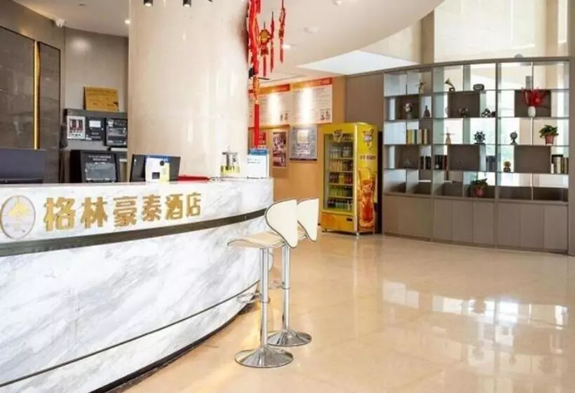 Hotelli Green Tree Inn Huainan Square South Road