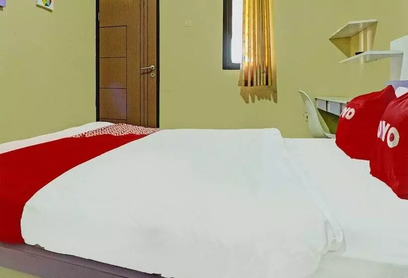 Hotelli Oyo 91955 Pondokan Cempaka