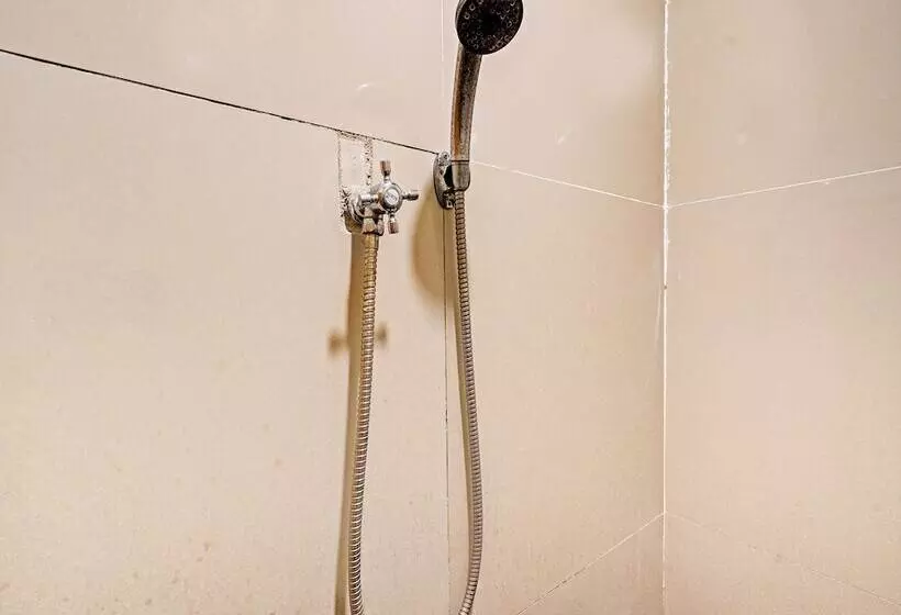 Hotelli Oyo 91955 Pondokan Cempaka