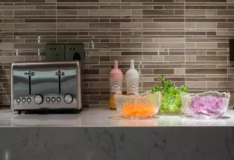 Lavande Hotel Kunming West Mountain Wanda Plaza