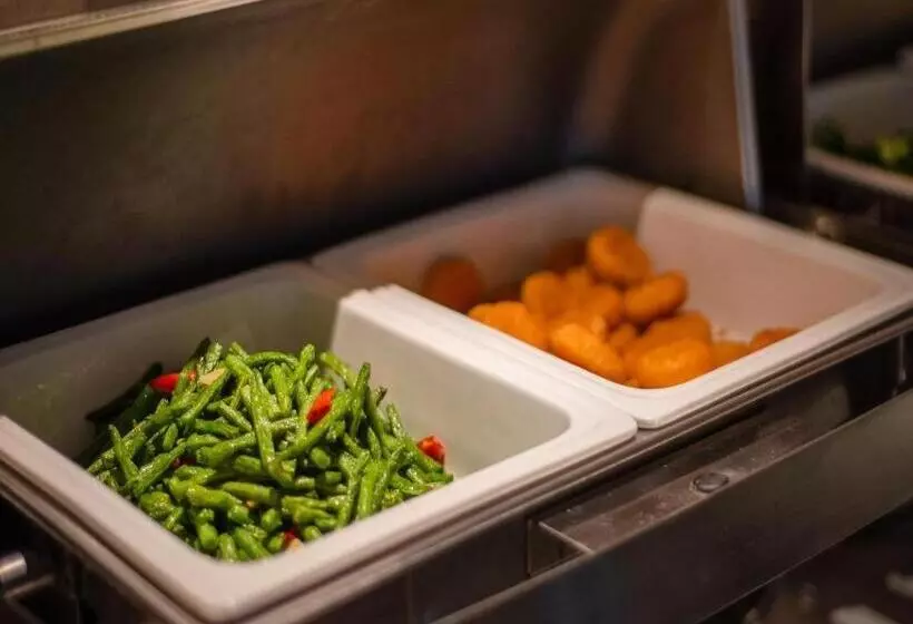 Lavande Hotel Kunming West Mountain Wanda Plaza