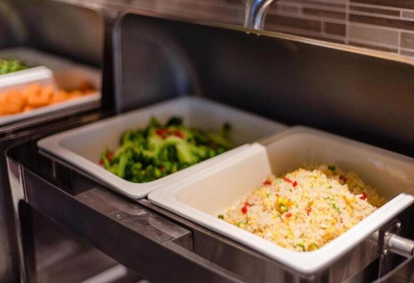 Lavande Hotel Kunming West Mountain Wanda Plaza