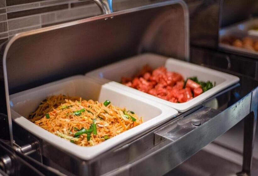 Lavande Hotel Kunming West Mountain Wanda Plaza