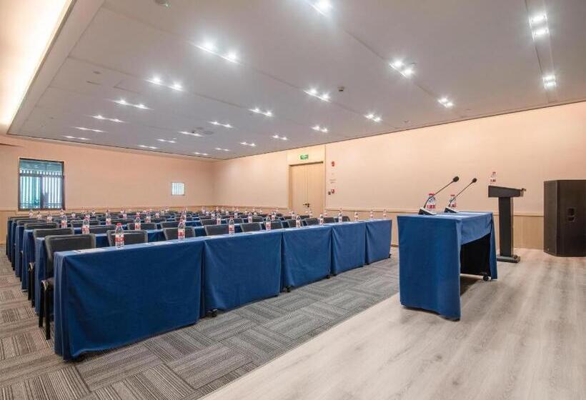 Lavande Hotel Kunming West Mountain Wanda Plaza