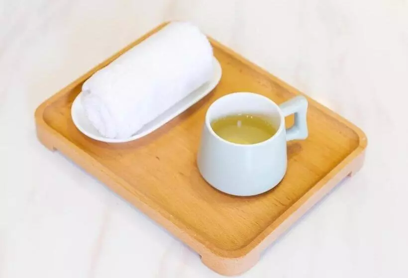 Lavande Hotel Shaoguan Bainian East Street Fengcai Building