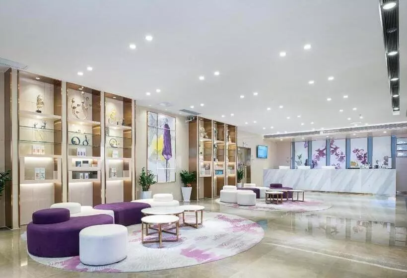 Lavande Hotel Shaoguan Bainian East Street Fengcai Building