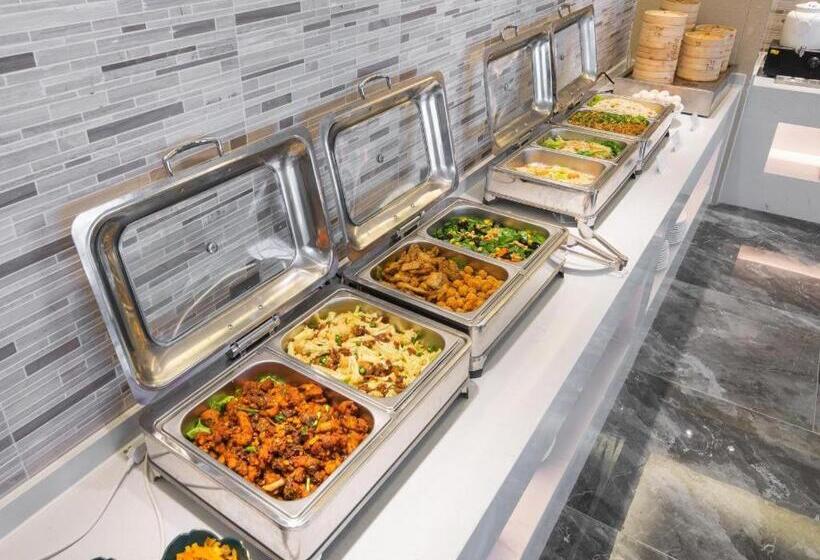 Lavande Hotel Xuchang Pangdonglai Hengdajinhui Plaza