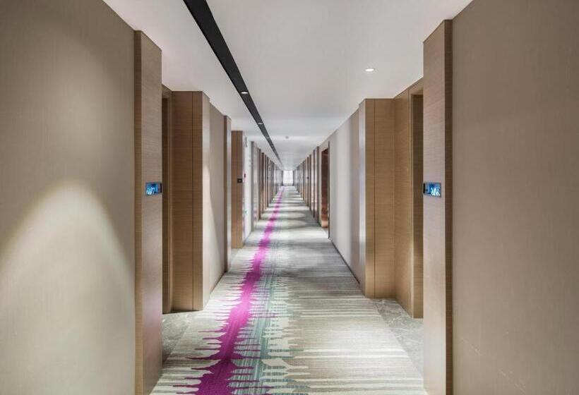 Lavande Hotel Xuchang Pangdonglai Hengdajinhui Plaza