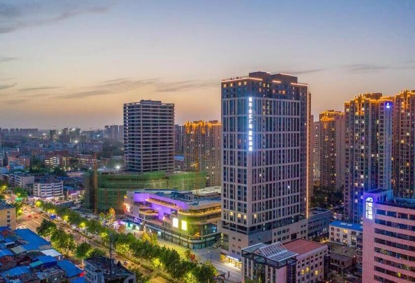 Lavande Hotel Xuchang Pangdonglai Hengdajinhui Plaza