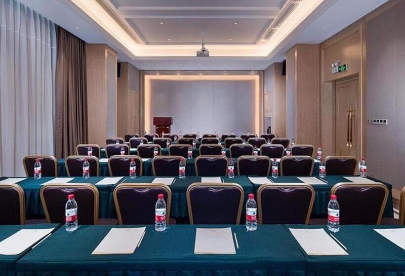 Vienna Hotel Guangdong Shaoguan Shaonan Avenue