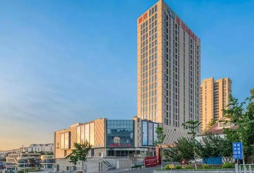 Vienna Hotel Shandong Zibo Yida Plaza