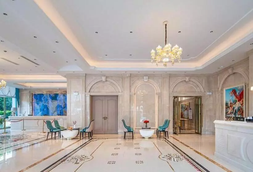 Vienna Hotel Yunnan Maitreya Huquan