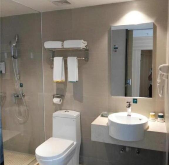 ホテル City Comfort Inn Dongguan Shilong Huixing Commercial Center