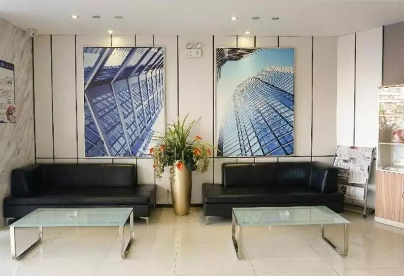 Hotelli City Comfort Inn Dongguan Shilong Huixing Commercial Center