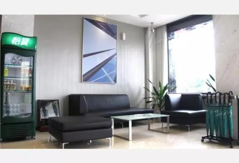 Hotelli City Comfort Inn Fengcheng New District Municipal Government