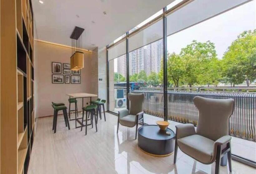 Отель City Comfort Inn Kunming Qianxing Road Dashanghui Children S Hospital