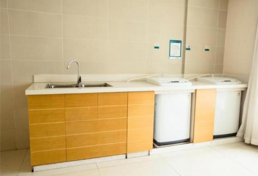 Hotel City Comfort Inn Nanning Police Academy Xianhu Food Street