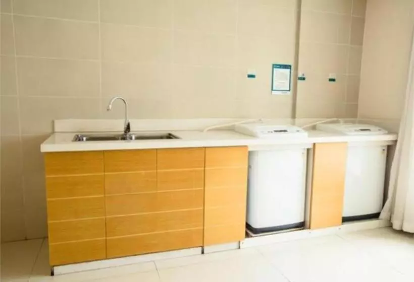 ホテル City Comfort Inn Nanning Police Academy Xianhu Food Street