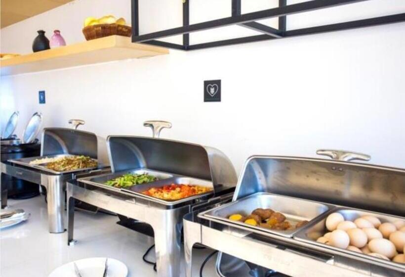 בית מלון כפרי City Comfort Inn Xiangyang Gucheng Railway Station