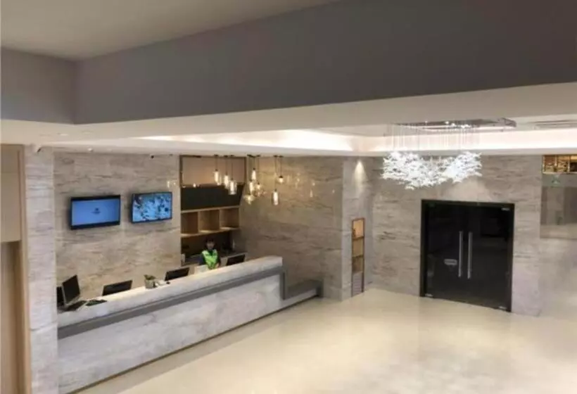 Hotelli City Comfort Inn Zhongshan Banfu