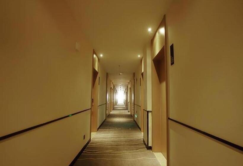 Otel City Comfort Inn Zhongshan Tanzhou Jindouwan Passenger Terminal