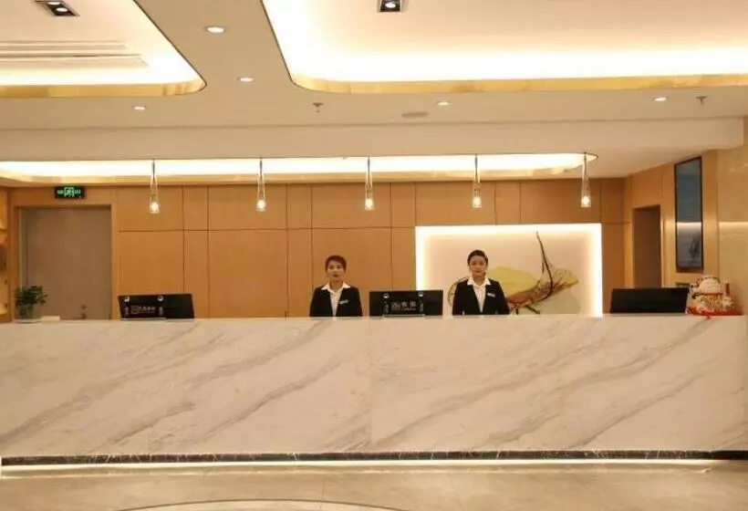 Hotelli Greentree Inn Express Linyi Tangtou Hot Spring Guantang Street