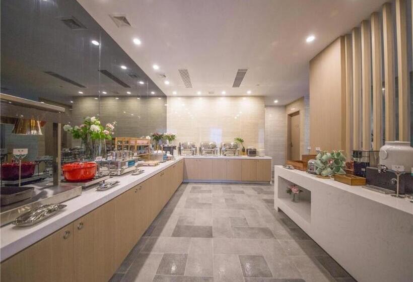 Otel Jinjiang Inn Select Xiaogan Changzheng Road Sports Center