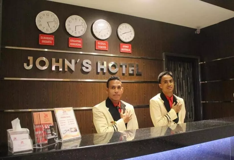 هتل John S