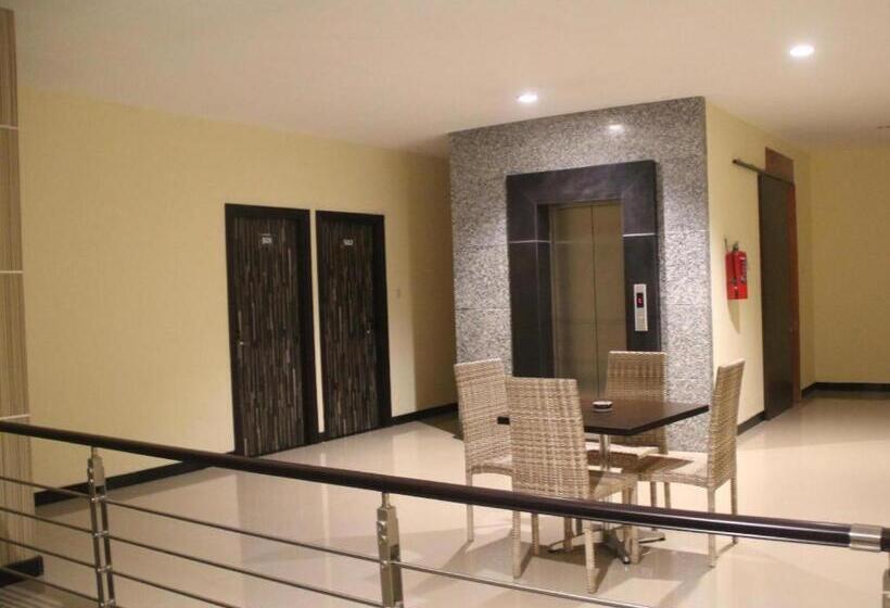 בית מלון כפרי John S