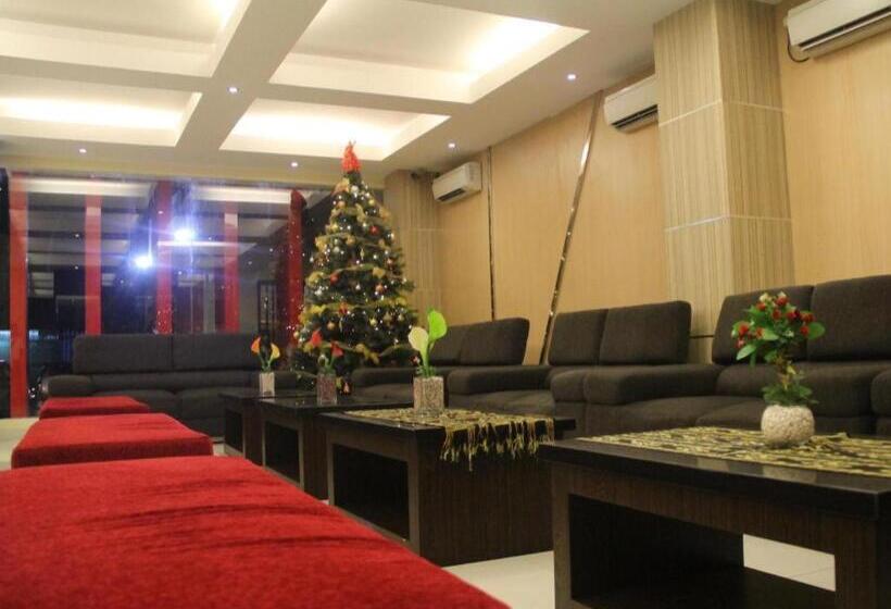 בית מלון כפרי John S