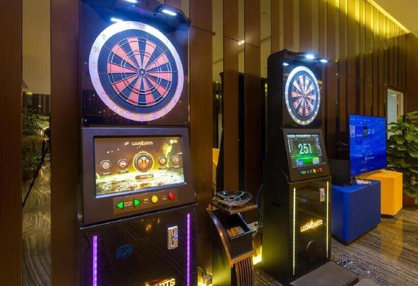 Hotel Zmax Qingyuan Guangqing Railway Station