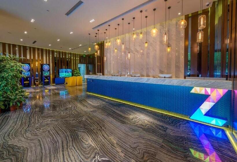Hotel Zmax Qingyuan Guangqing Railway Station