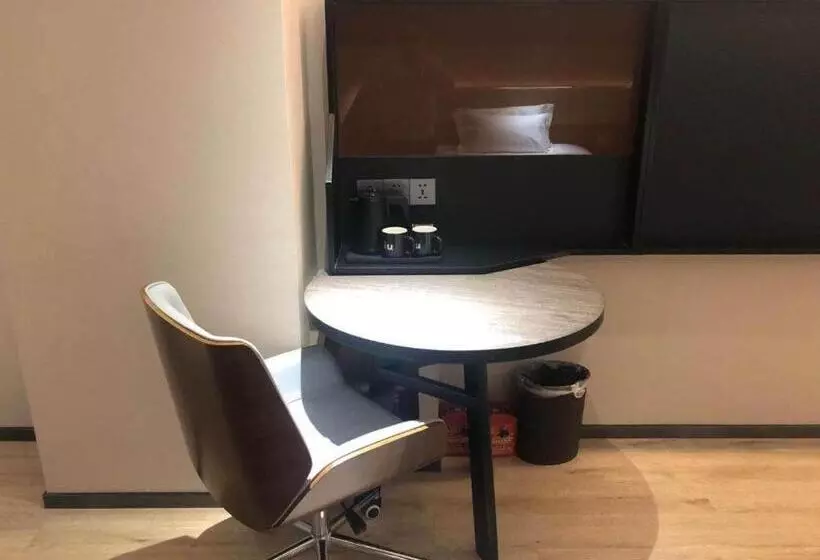 Iu Hotel Lanzhou New District Airport Ruiling International