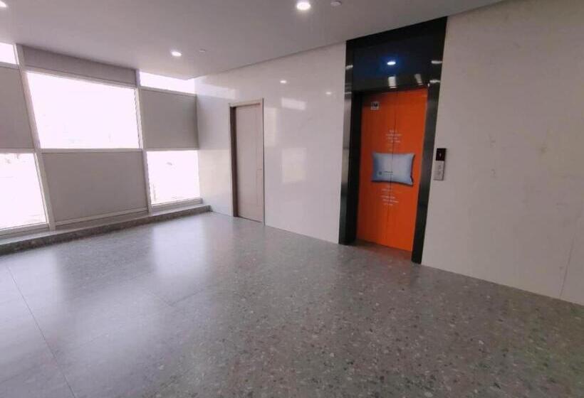 Iu Hotel Lanzhou New District Airport Ruiling International