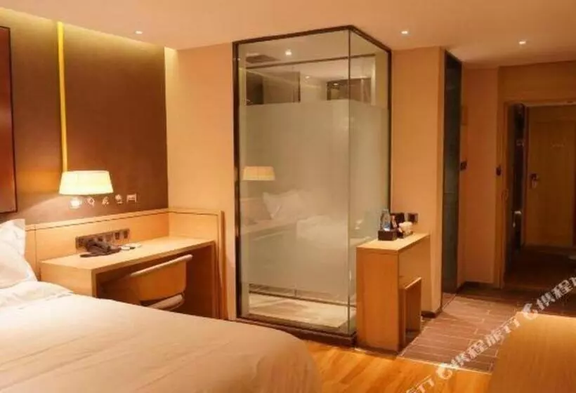 Iu Hotel·jiayuguan People S Shopping Mall