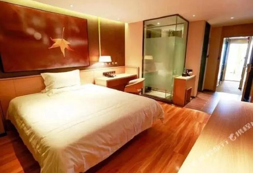 Iu Hotel·jiayuguan People S Shopping Mall