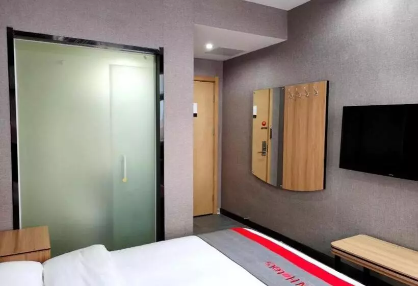 Jun Hotel Henan Sanmenxia Dennis Plaza