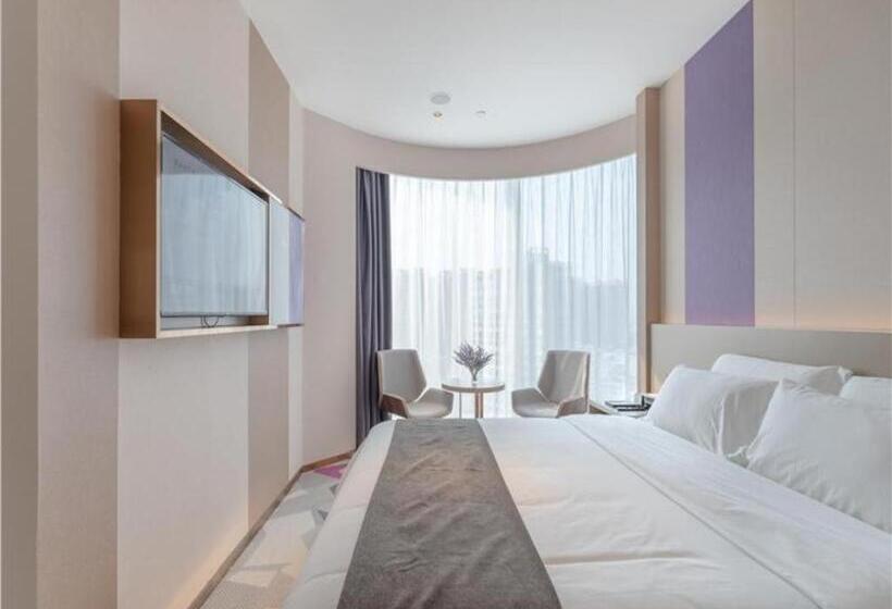 Lavande Hotel Huazhou Beijing Road