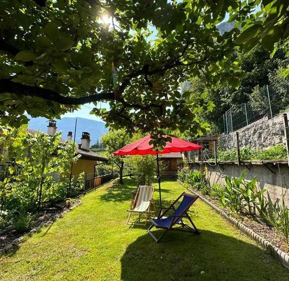 ベッドアンドブレックファースト Holidays